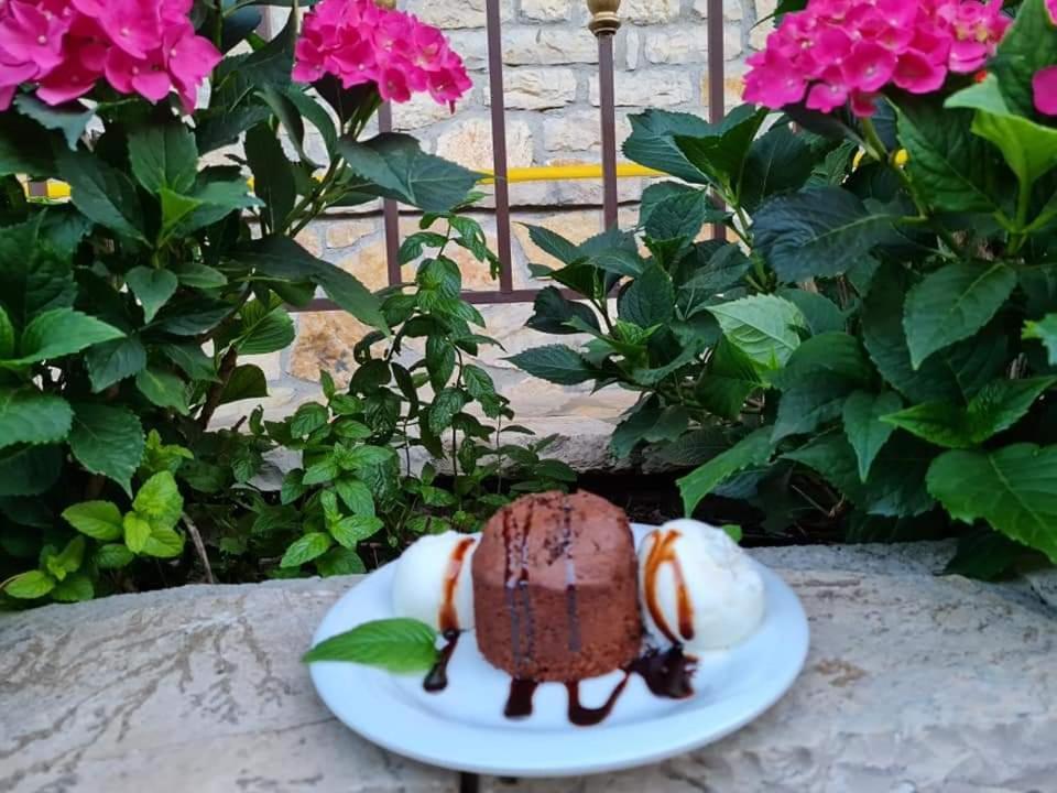 אנו חורה Omalia Village מראה חיצוני תמונה